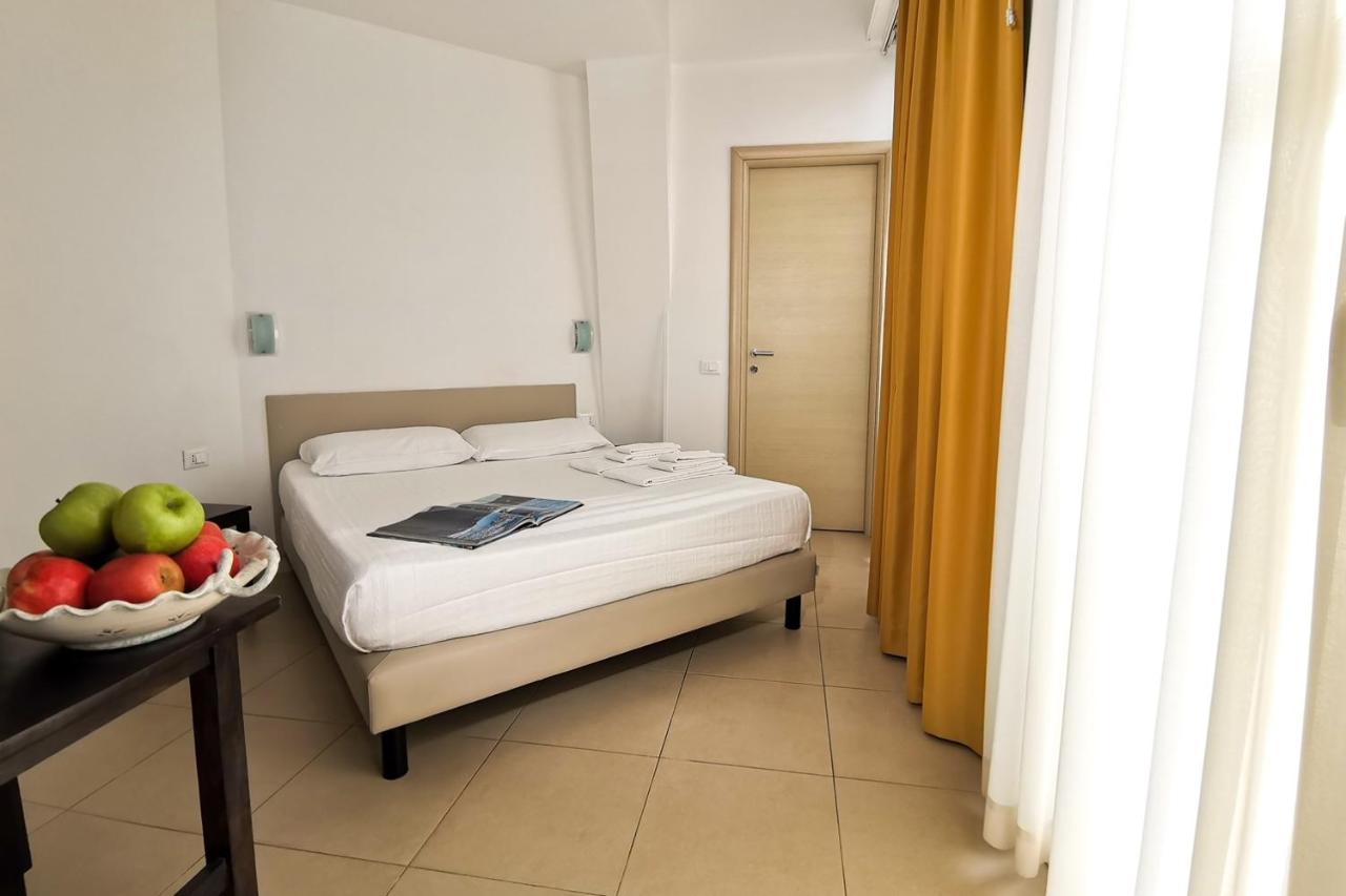 Hotel Poetto Cagliari Eksteriør bilde